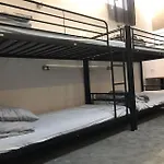 Le Coffice Hostal